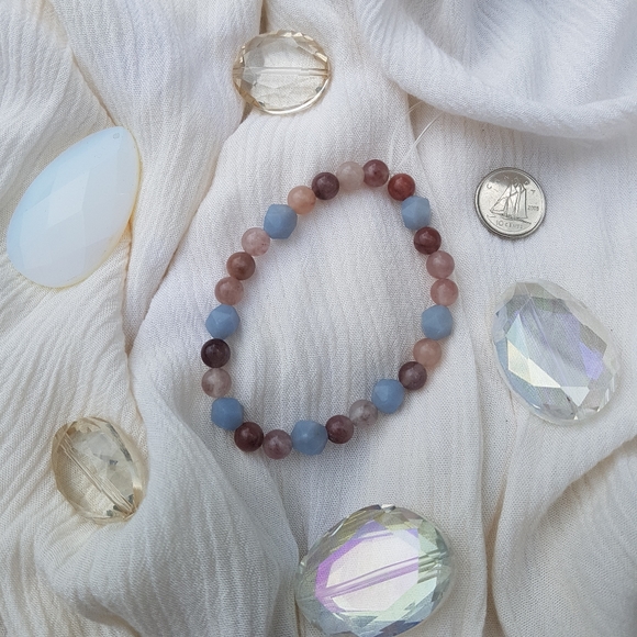 Handmade Gemstone Bracelet 🌻 - Picture 1 of 2